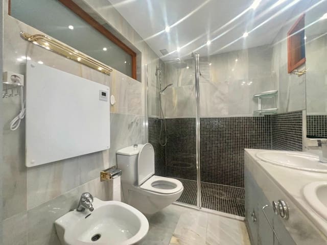 3 sovrum Lägenhet att hyra i Santa Ponsa, Calvià med pool - 2 500 € (Ref: 9533842)