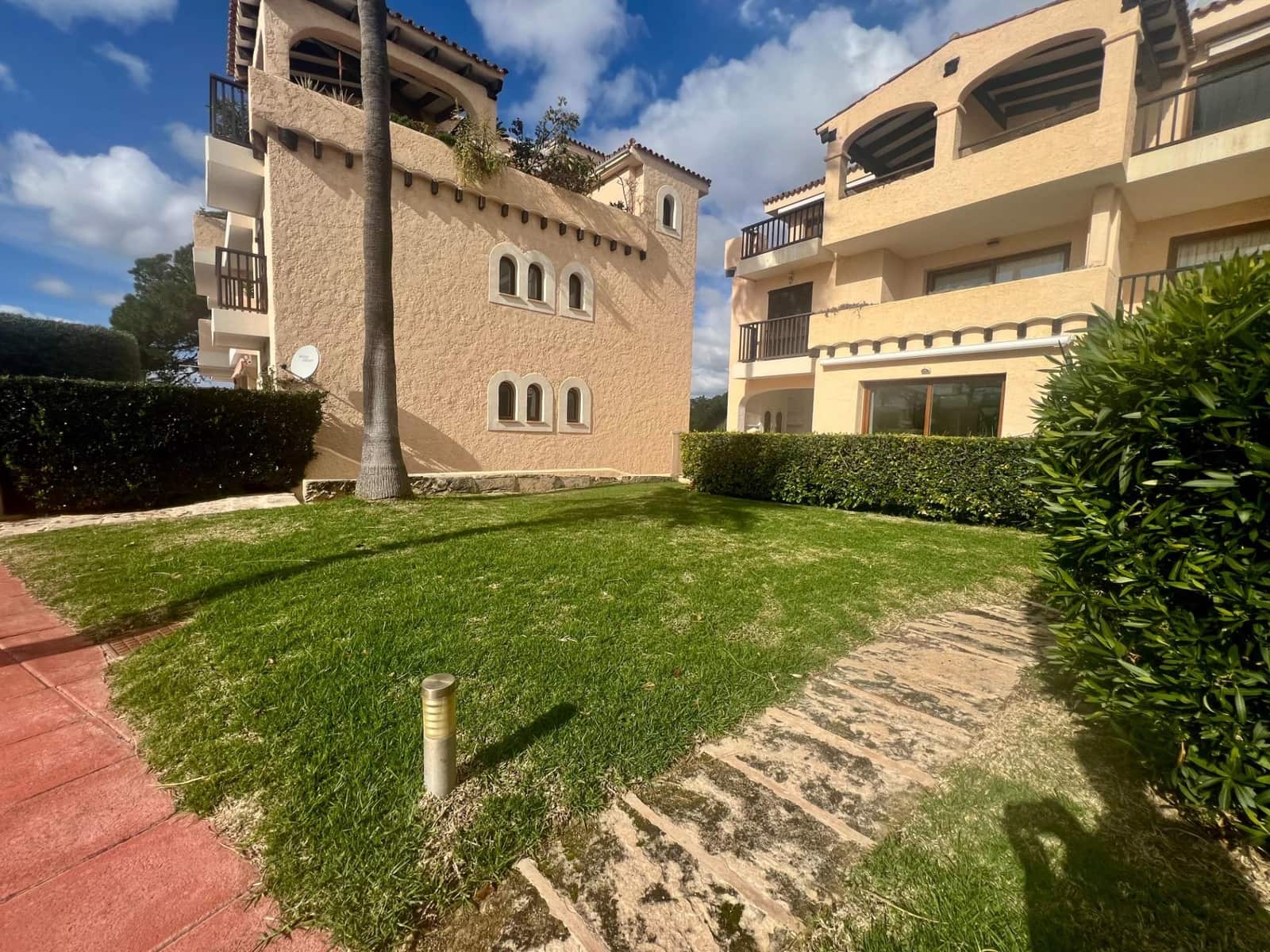 3 sovrum Lägenhet att hyra i Santa Ponsa med pool - 2 500 € (Ref: 9533842)