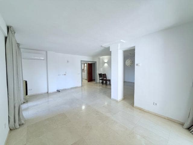 3 Zimmer Apartment zu vermieten in Santa Ponsa, Calvià mit Pool - 2.500 € (Ref: 9533842)