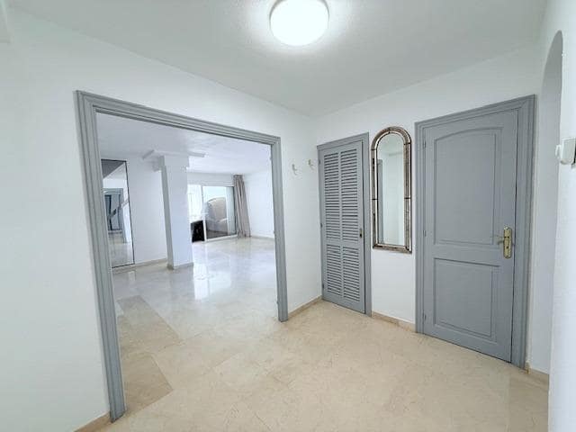 3 Zimmer Apartment zu vermieten in Santa Ponsa, Calvià mit Pool - 2.500 € (Ref: 9533842)