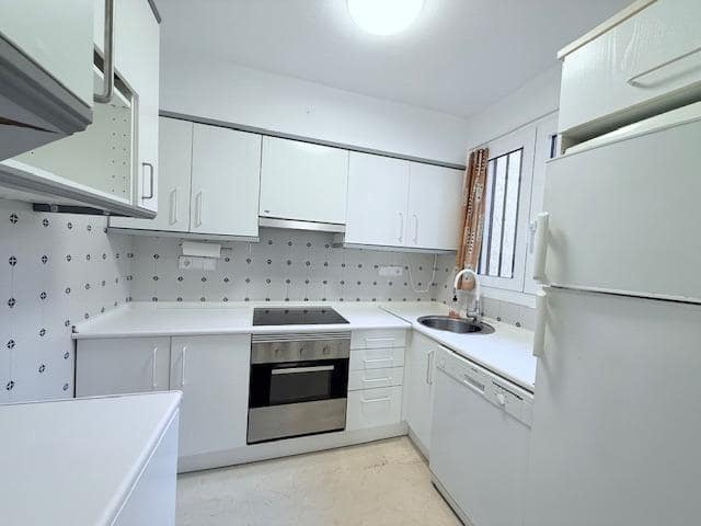 3 Zimmer Apartment zu vermieten in Santa Ponsa, Calvià mit Pool - 2.500 € (Ref: 9533842)