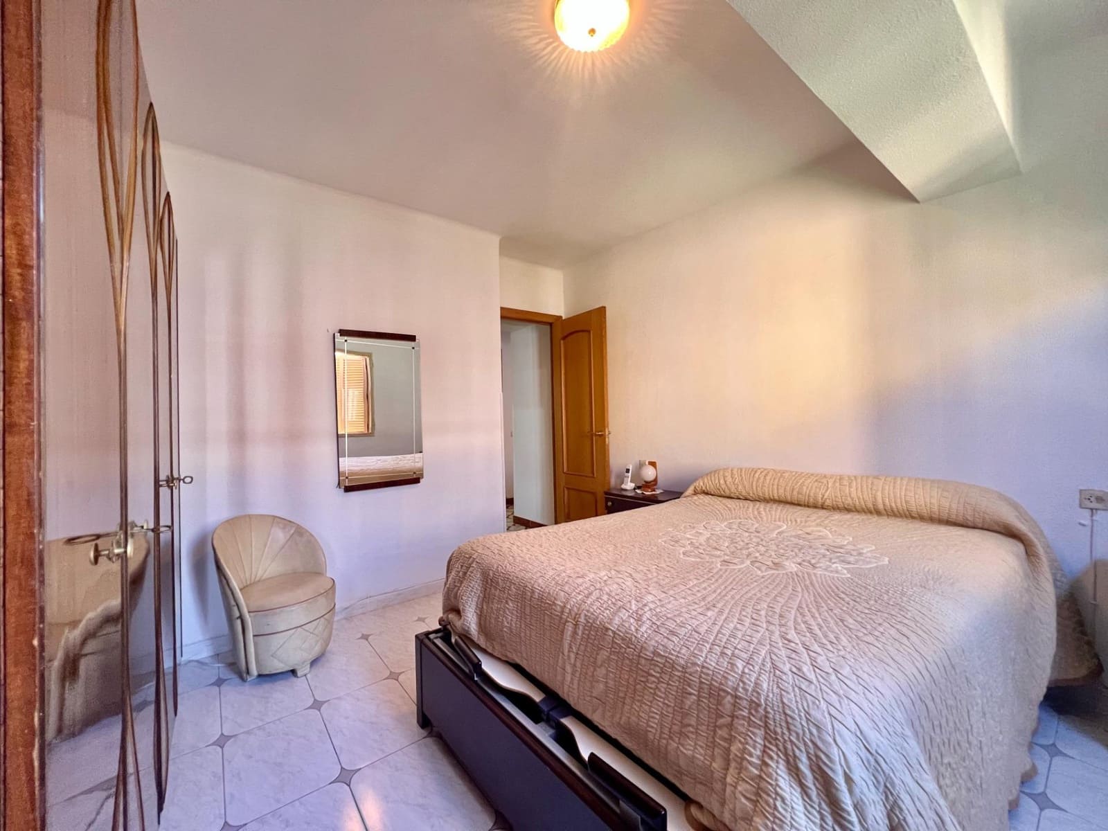 3 sovrum Lägenhet att hyra i Palma de Mallorca - 1 050 € (Ref: 9536052)