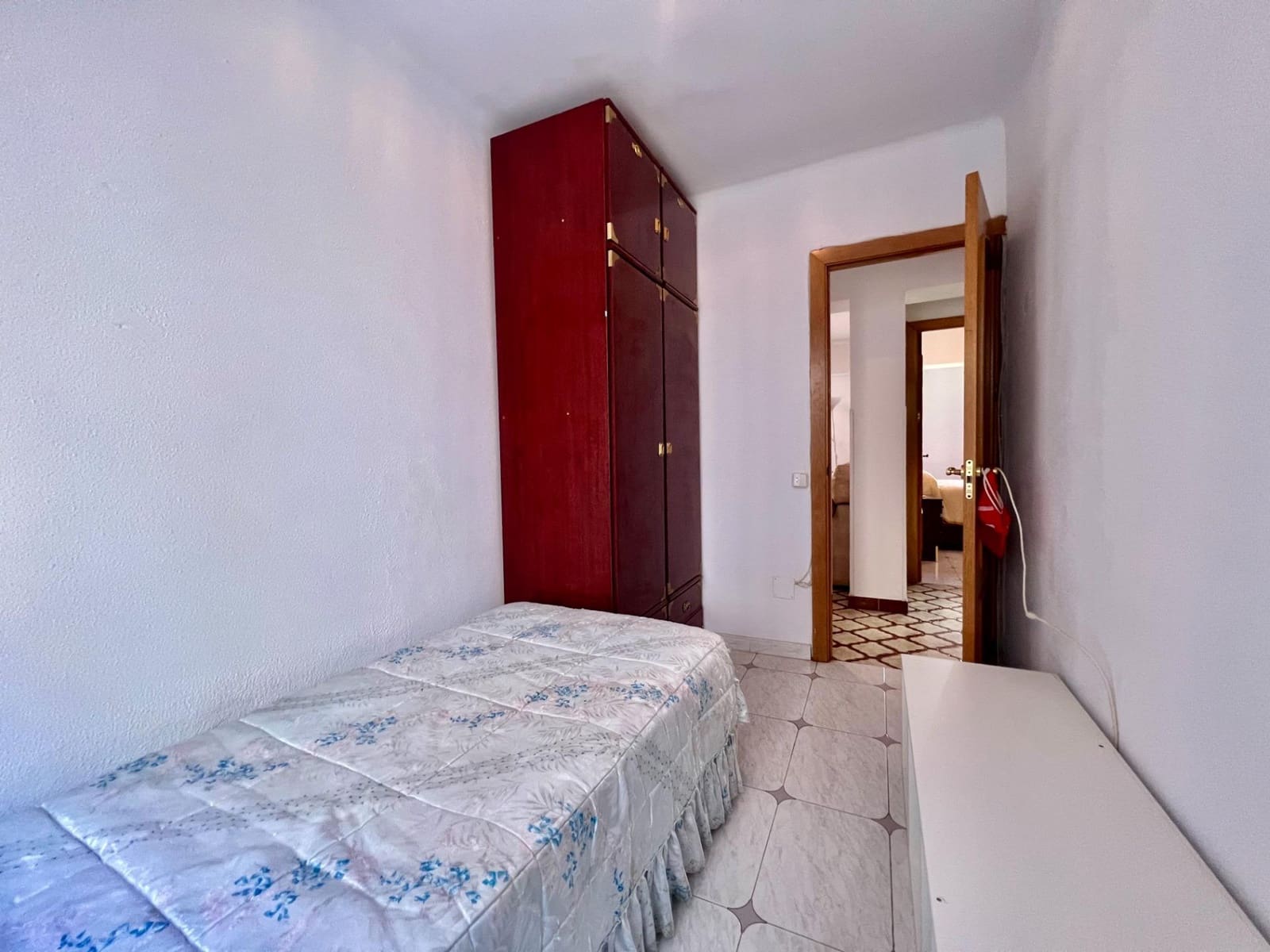 3 sovrum Lägenhet att hyra i Palma de Mallorca - 1 050 € (Ref: 9536052)