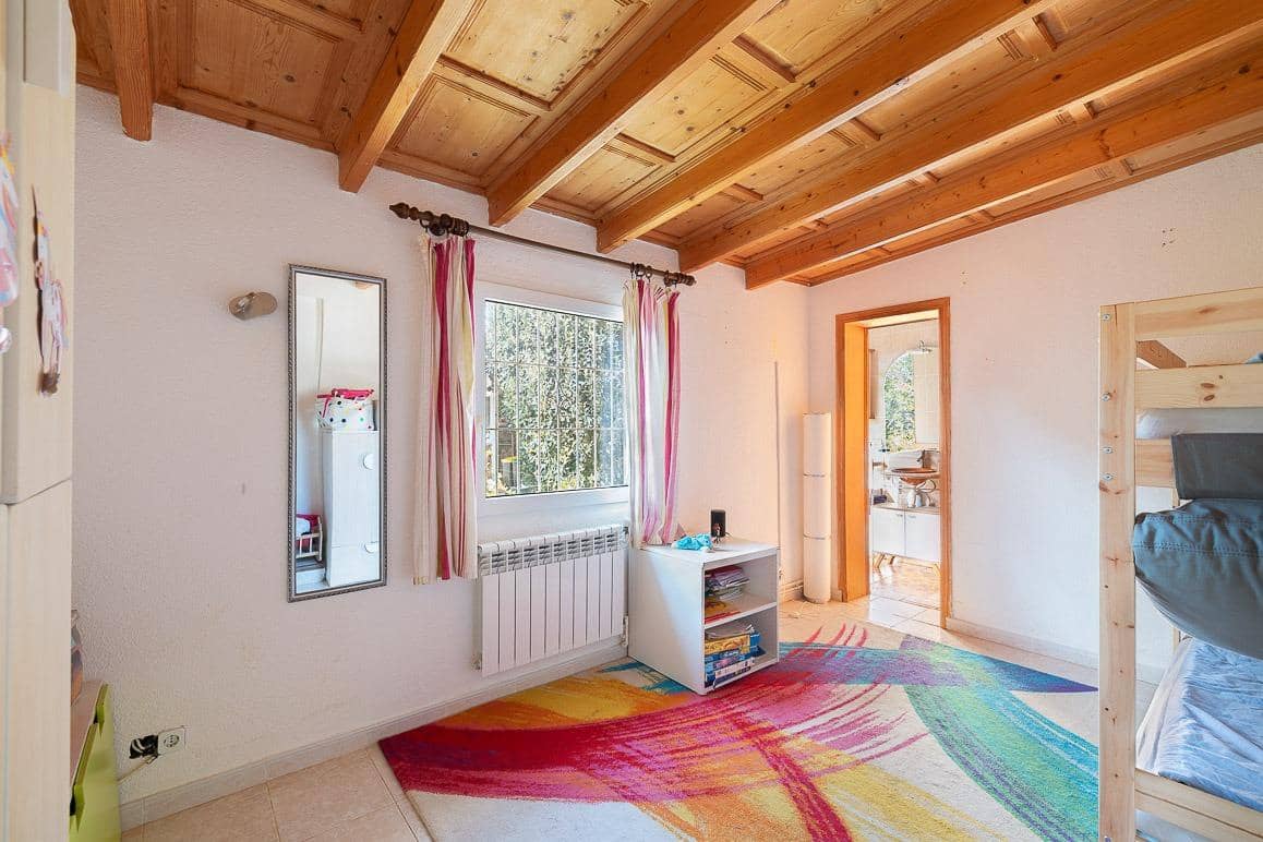 6 soveværelse Finca/Landehus til salg i Algaida med swimmingpool - € 1.100.000 (Ref: 9543774)