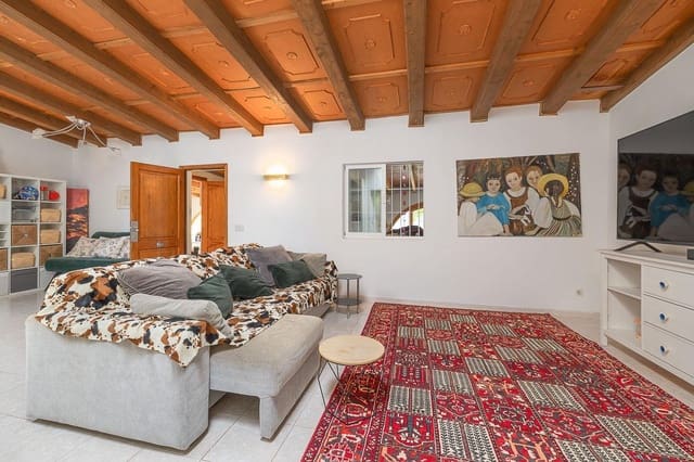 6 soveværelse Finca/Landehus til salg i Algaida med swimmingpool - € 1.100.000 (Ref: 9543774)