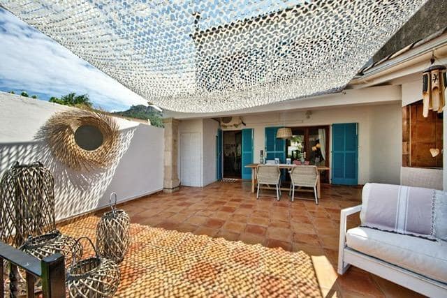 Villa/Maison de 3 chambres à louer à Andratx avec piscine - 9 900 € (Ref: 9548357)