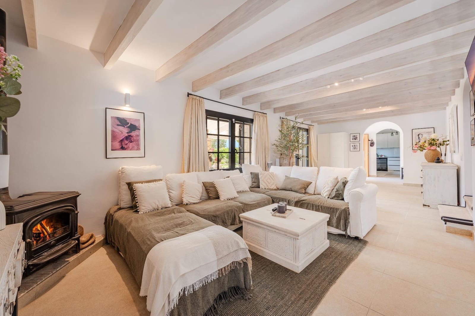 8 soverom Finca/Herregård til salgs i Binissalem med svømmebasseng - € 3 400 000 (Ref: 9561931)