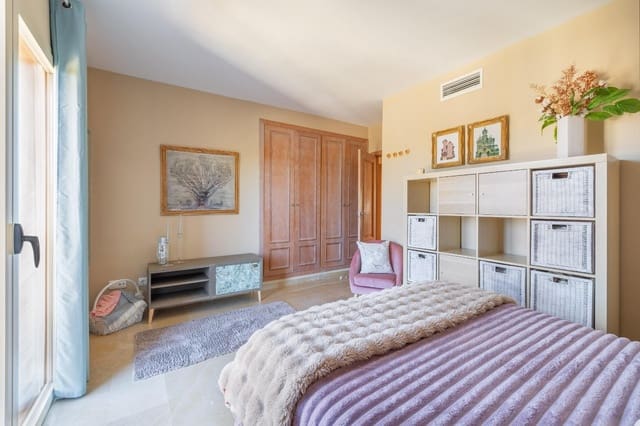 3 slaapkamer Penthouse te koop in Santa Ponsa, Calvià met zwembad - € 1.650.000 (Ref: 9583022)