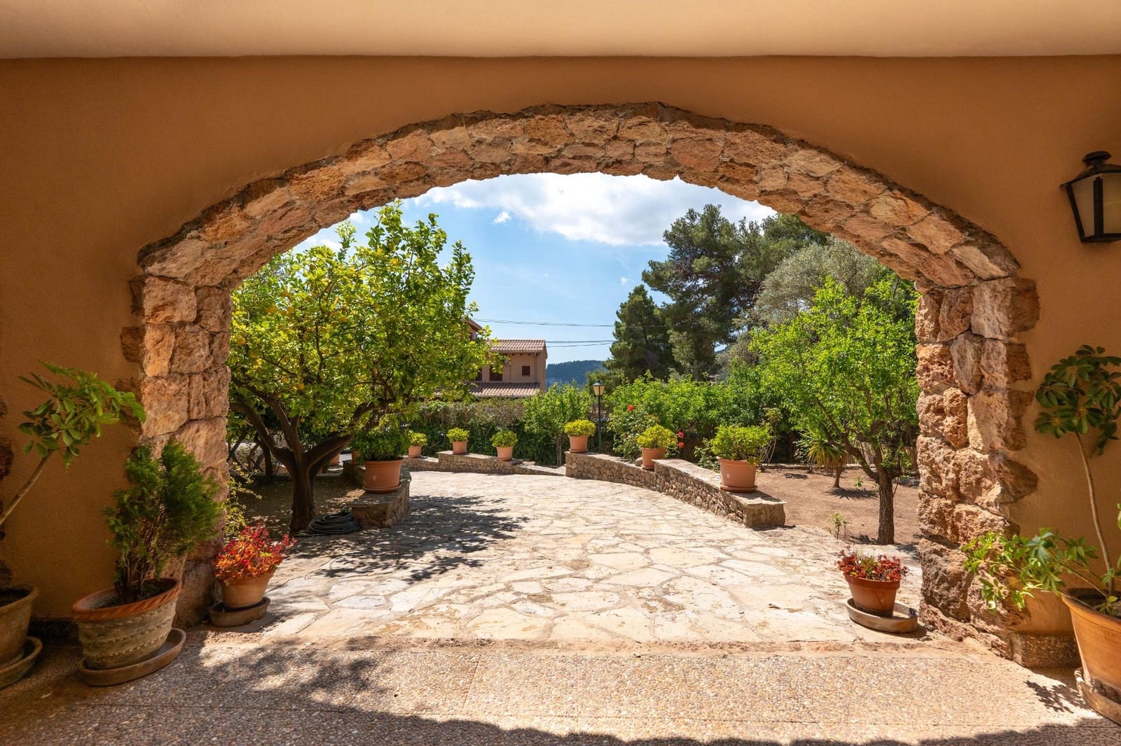 7 bedroom Villa for sale in Valldemosa - € 2,175,000 (Ref: 9586640)