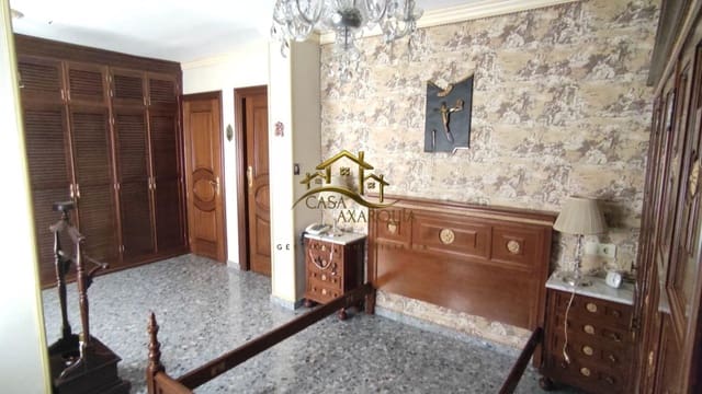 3 bedroom Flat for sale in Vélez-Málaga - € 308,000 (Ref: 10011599)