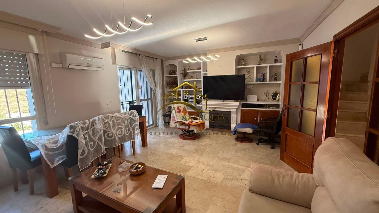 4 bedroom Villa for rent in Caleta de Velez with pool garage - € 1,400 (Ref: 10013482)