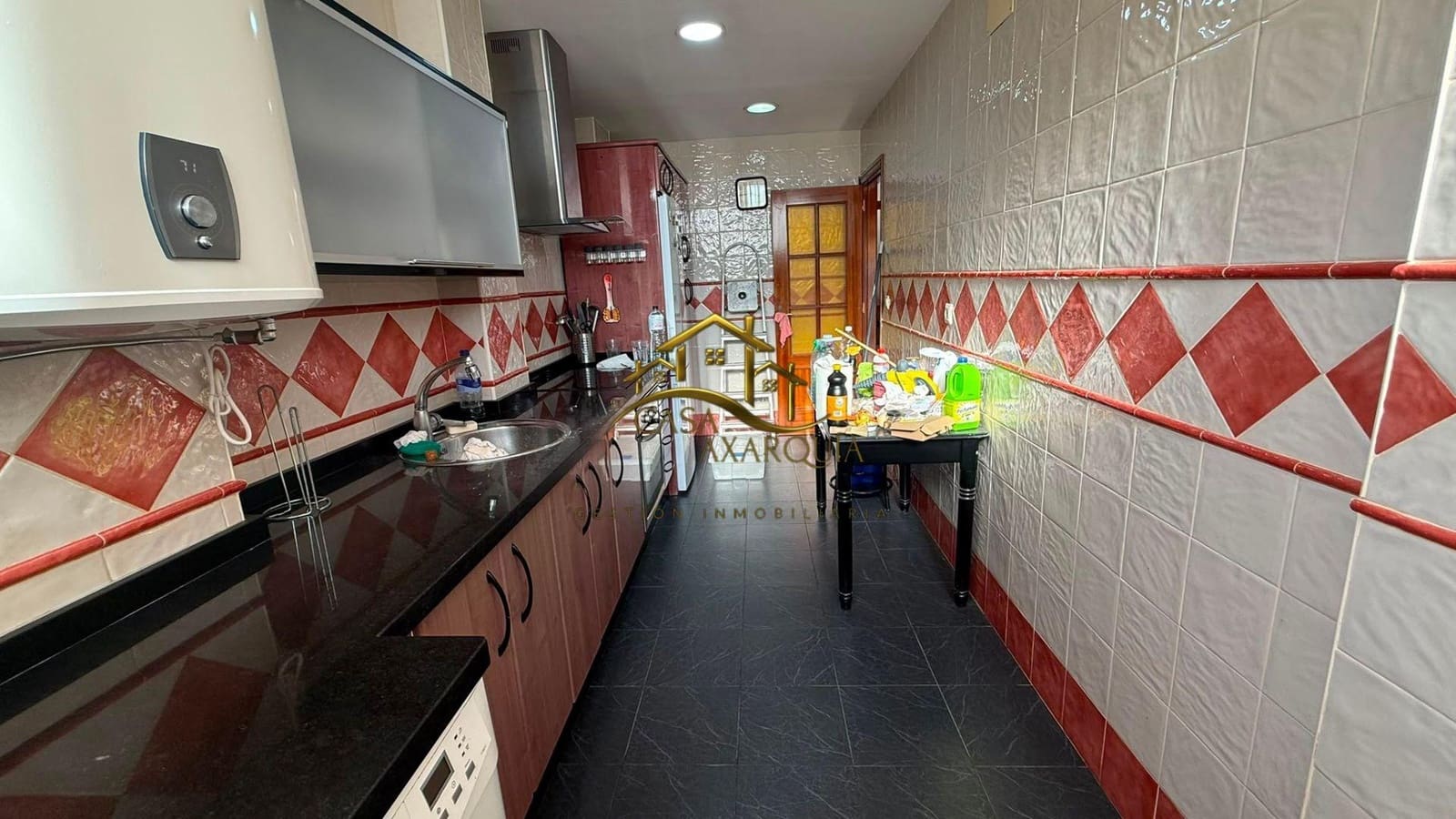 4 bedroom Villa for rent in Caleta de Velez with pool garage - € 1,400 (Ref: 10013482)
