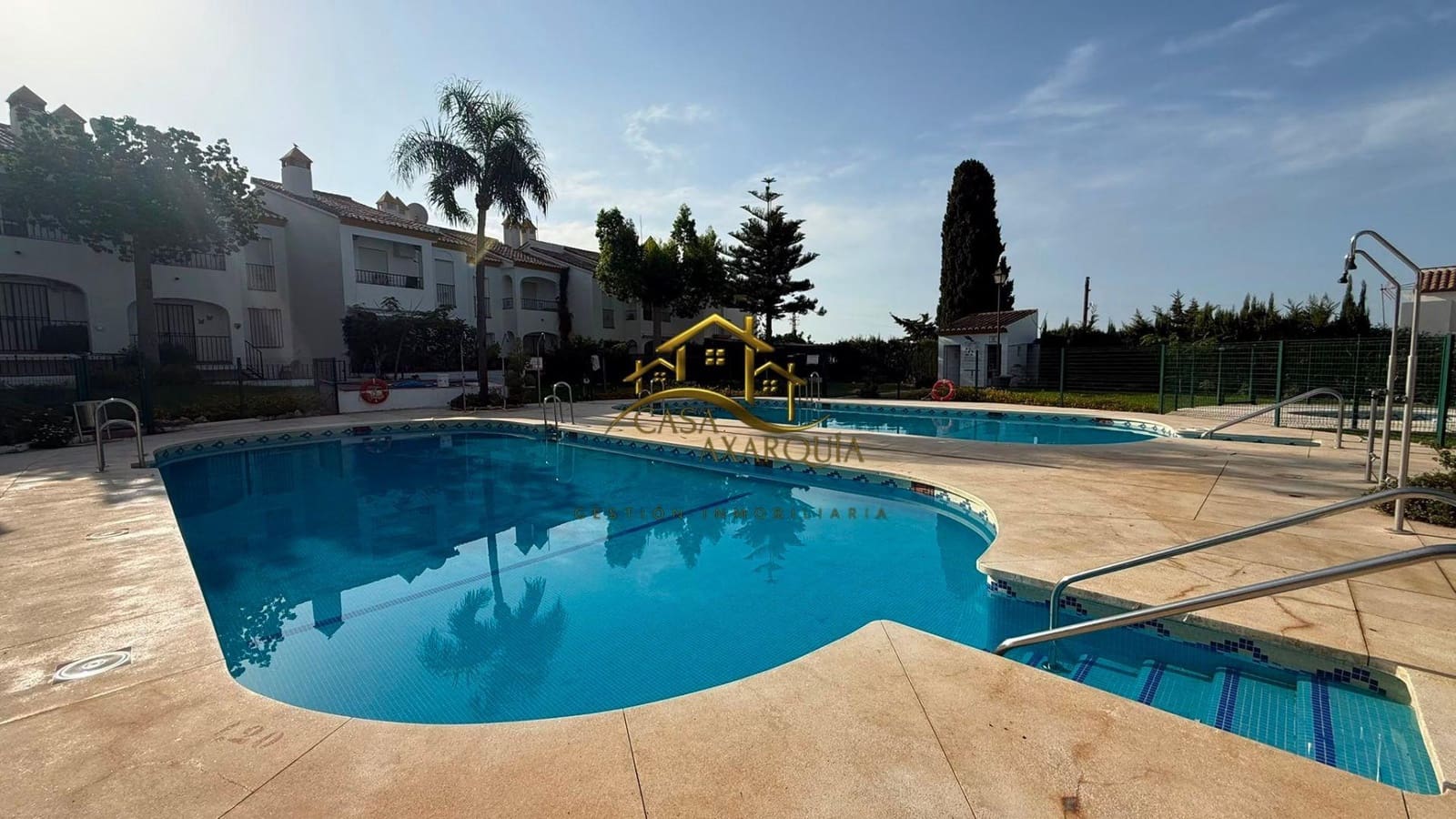 4 bedroom Villa for rent in Caleta de Velez with pool garage - € 1,400 (Ref: 10013482)