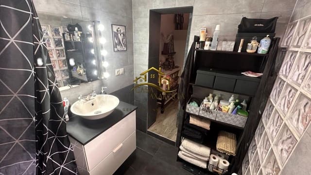 2 soveværelse Byhus til salg i Vélez-Málaga - € 149.900 (Ref: 10043184)