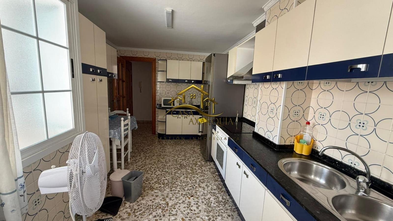 4 bedroom Flat for rent in Velez-Malaga - € 700 (Ref: 10047508)