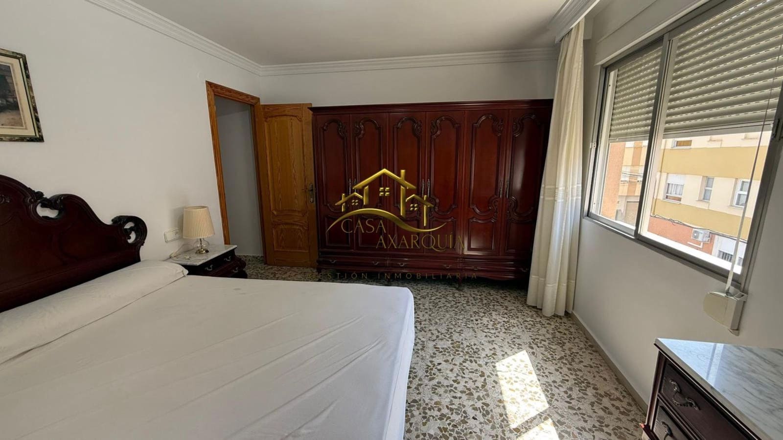4 bedroom Flat for rent in Velez-Malaga - € 700 (Ref: 10047508)