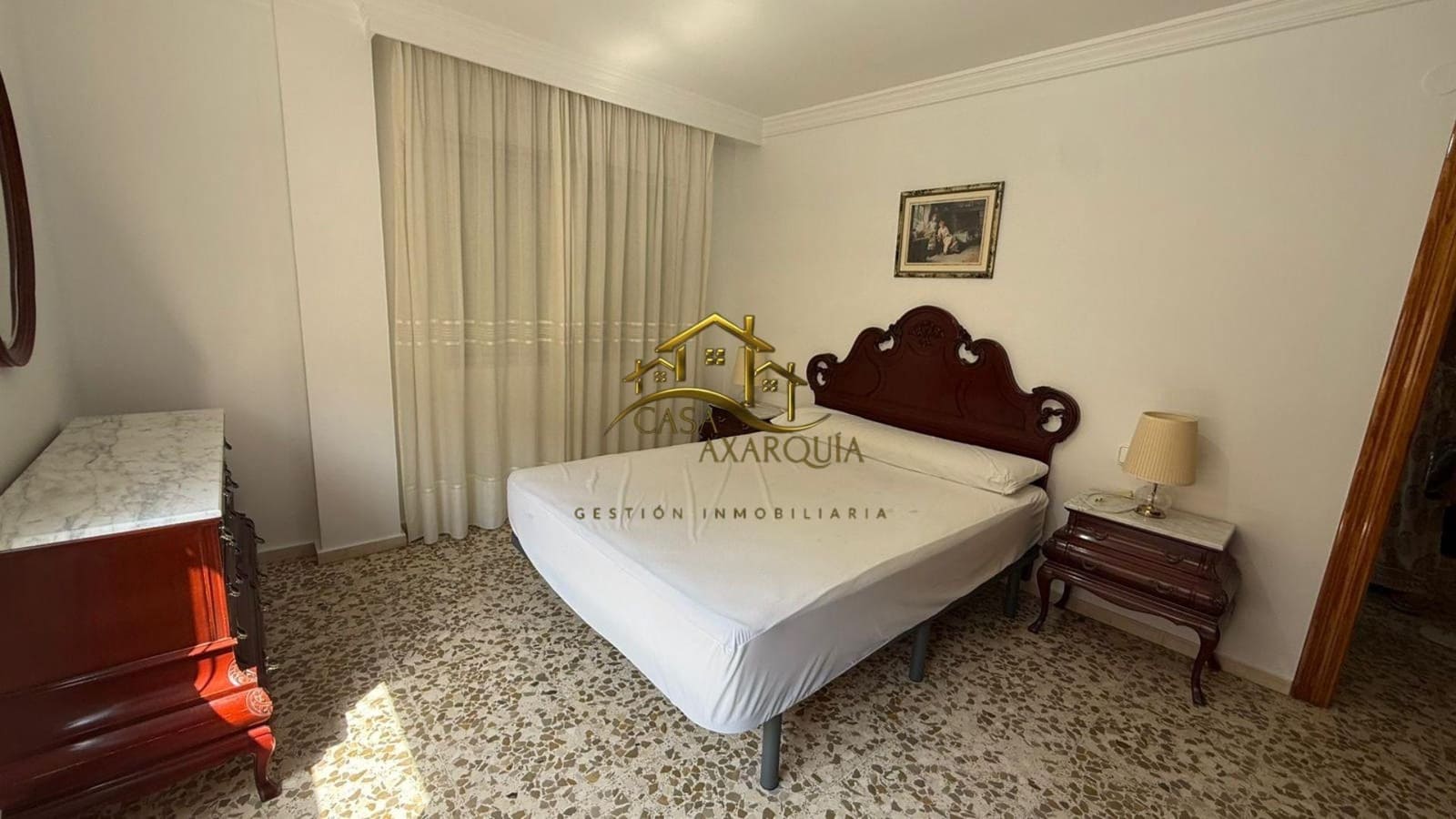 4 bedroom Flat for rent in Velez-Malaga - € 700 (Ref: 10047508)
