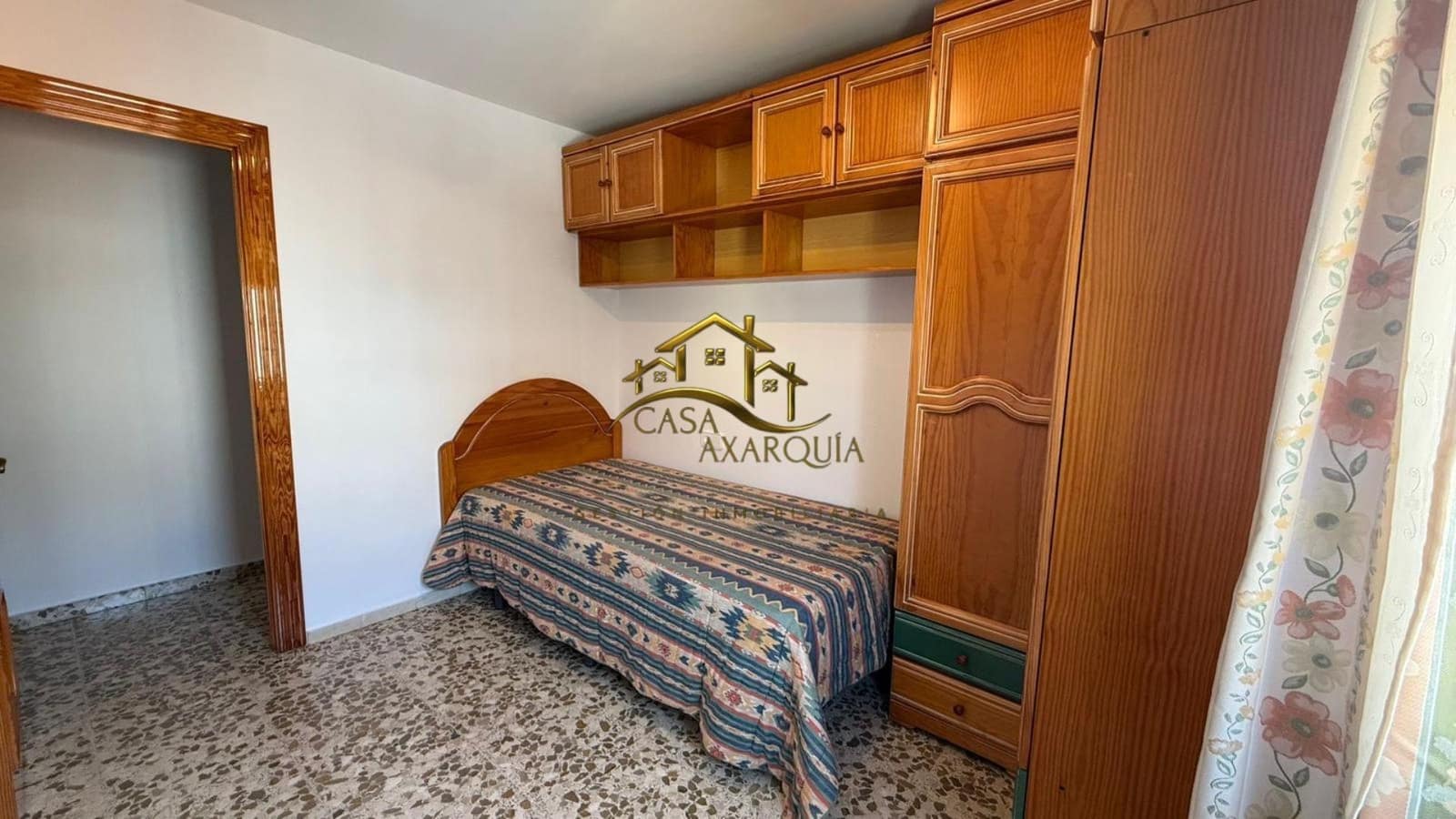 4 bedroom Flat for rent in Velez-Malaga - € 700 (Ref: 10047508)