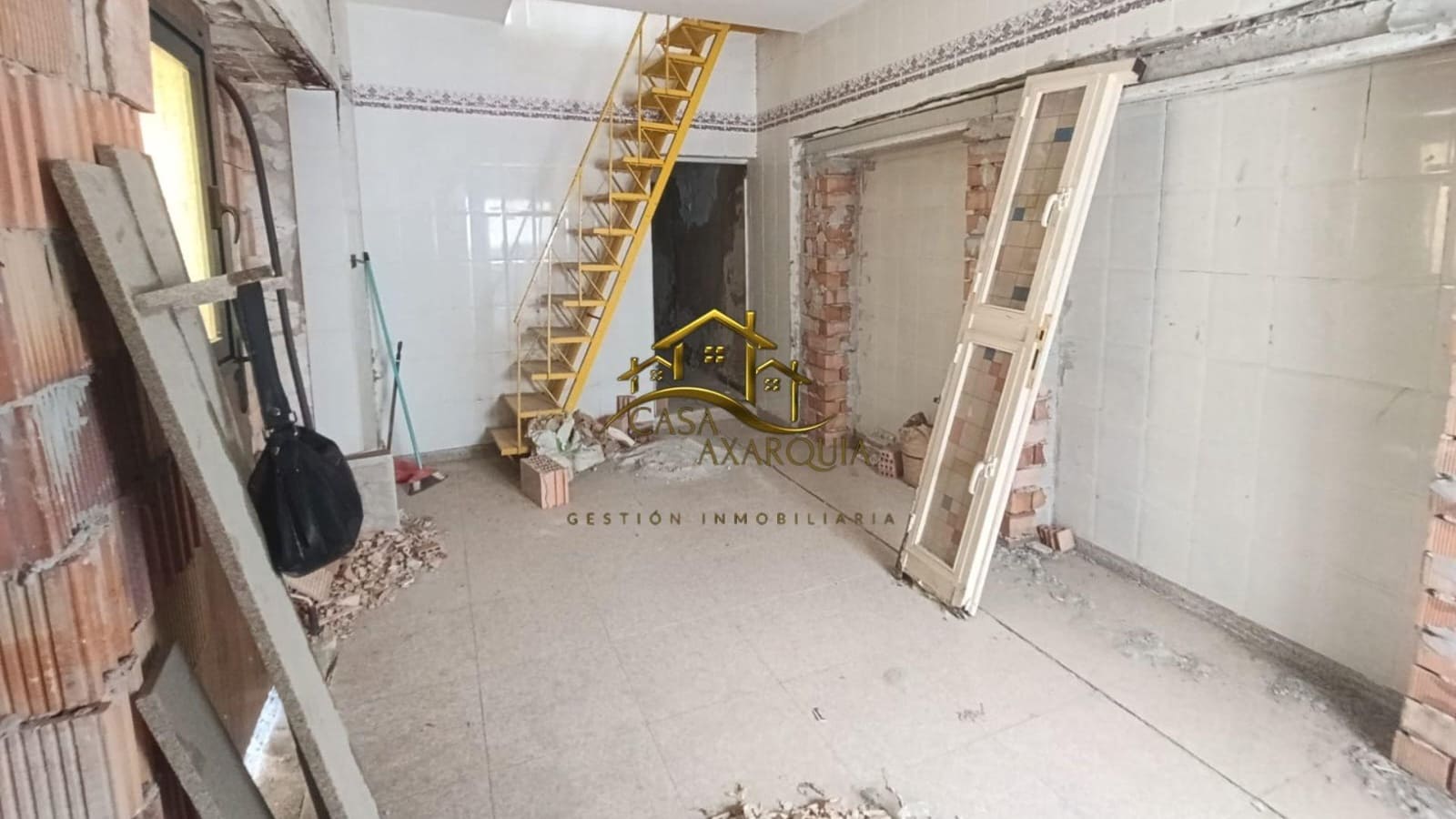 Apartamento de 2 habitaciones en Vélez-Málaga en venta - 69.000 € (Ref: 10055483)