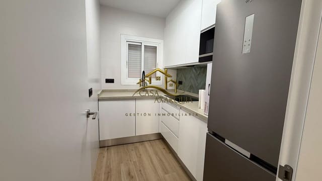2 quarto Moradia para arrendar em Caleta de Vélez, Vélez-Málaga - 950 € (Ref: 10081488)