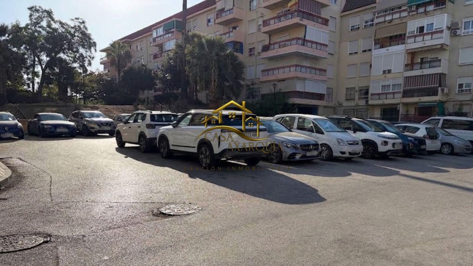 Garaż na sprzedaż w Velez-Malaga - 18 000 € (Ref: 10089618)