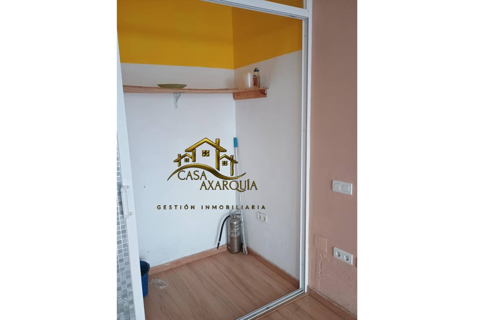 Kommersiell att hyra i Velez-Malaga - 300 € (Ref: 10165195)