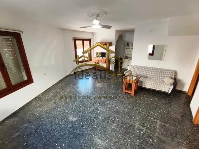 5 soveværelse Villa til salg i Vélez-Málaga - € 220.000 (Ref: 10166837)