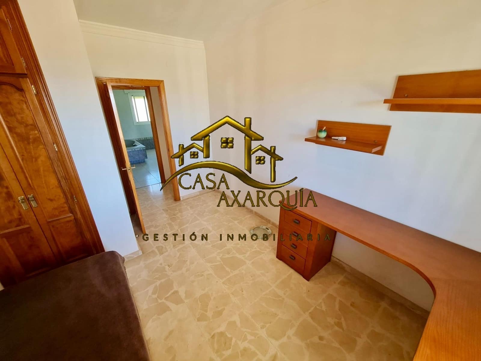 3 soveværelse Finca/Landehus til salg i Chilches med garage - € 560.000 (Ref: 8999553)