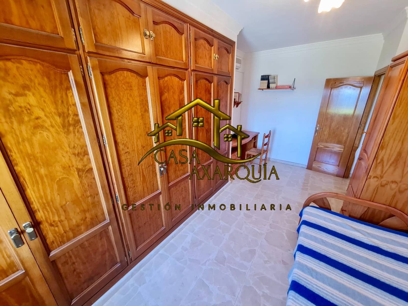 3 soveværelse Finca/Landehus til salg i Chilches med garage - € 560.000 (Ref: 8999553)