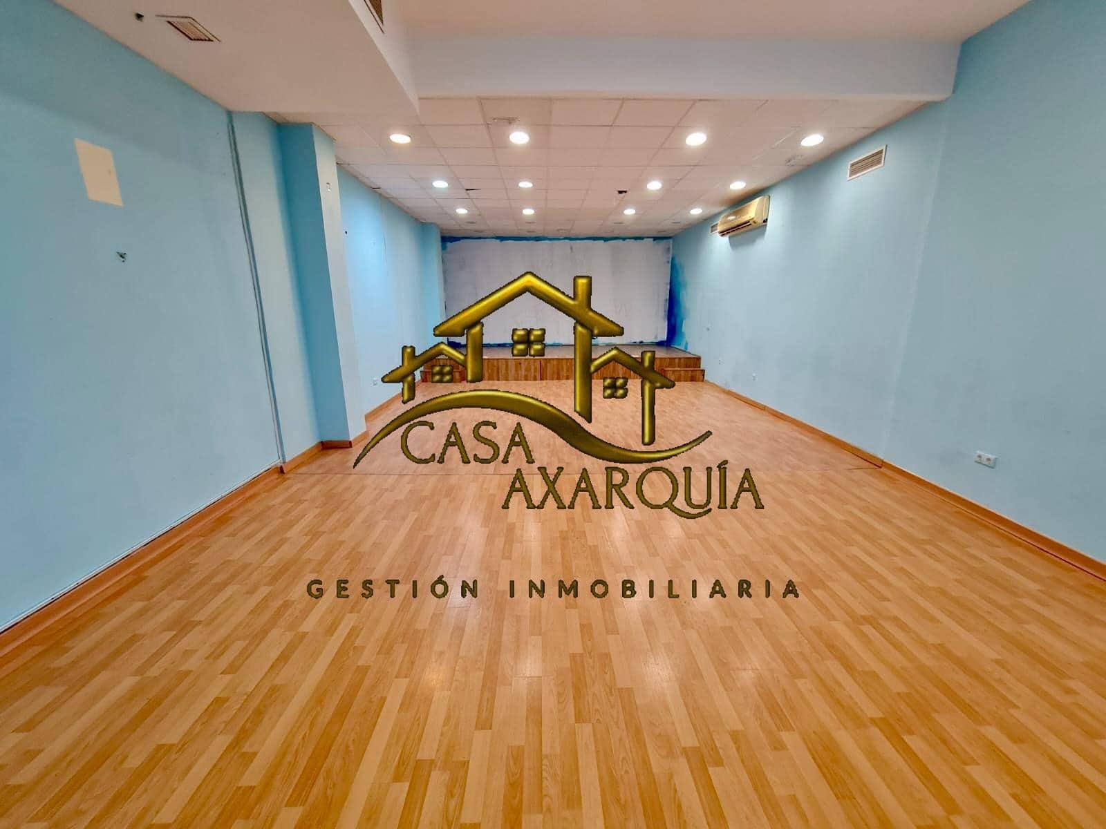 Erhverv til salg i Velez-Malaga - € 120.000 (Ref: 8999558)