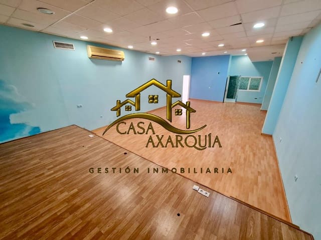 Erhverv til salg i Vélez-Málaga - € 120.000 (Ref: 8999558)