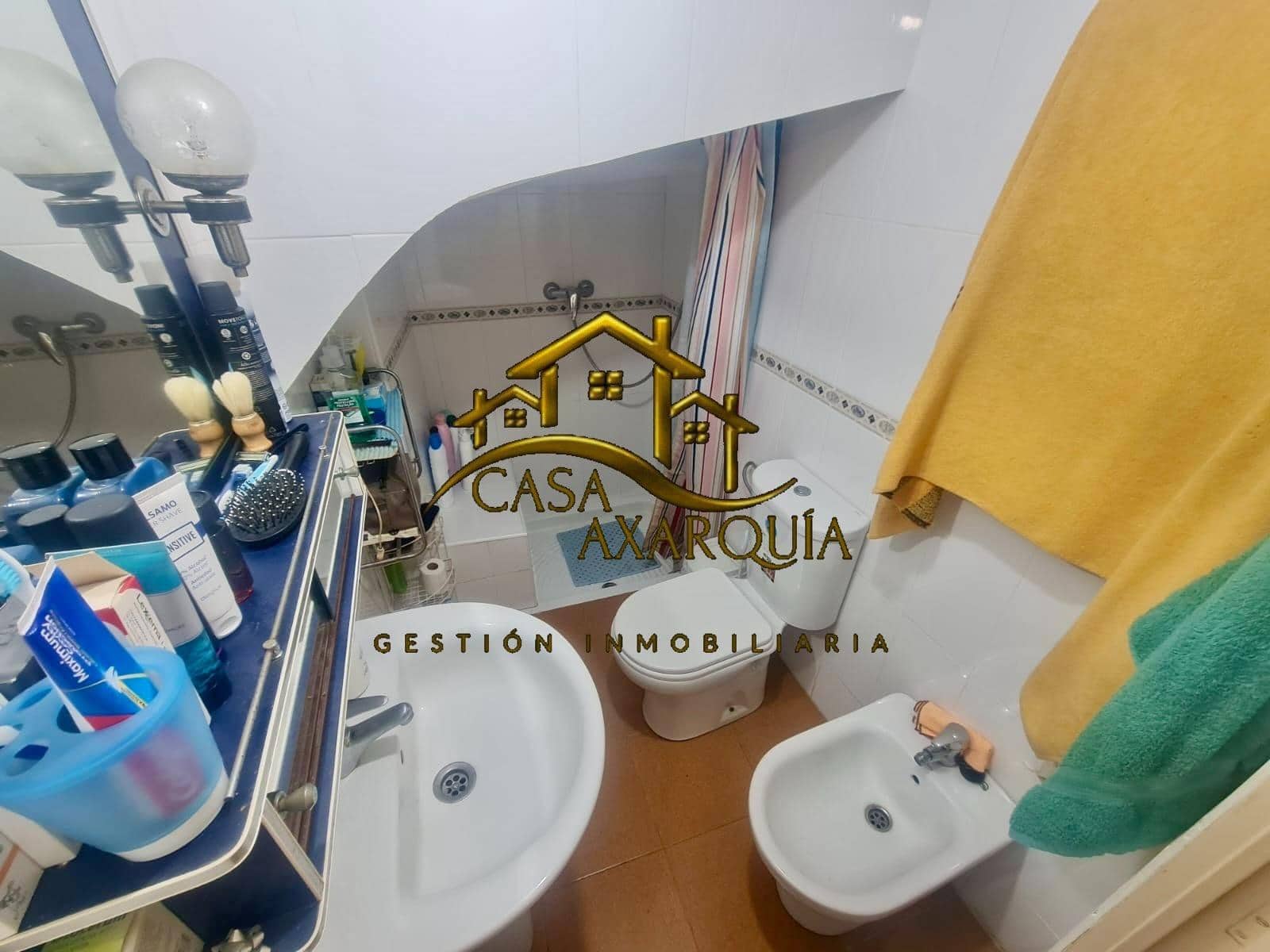 4 soveværelse Byhus til salg i Comares - € 125.000 (Ref: 8999561)