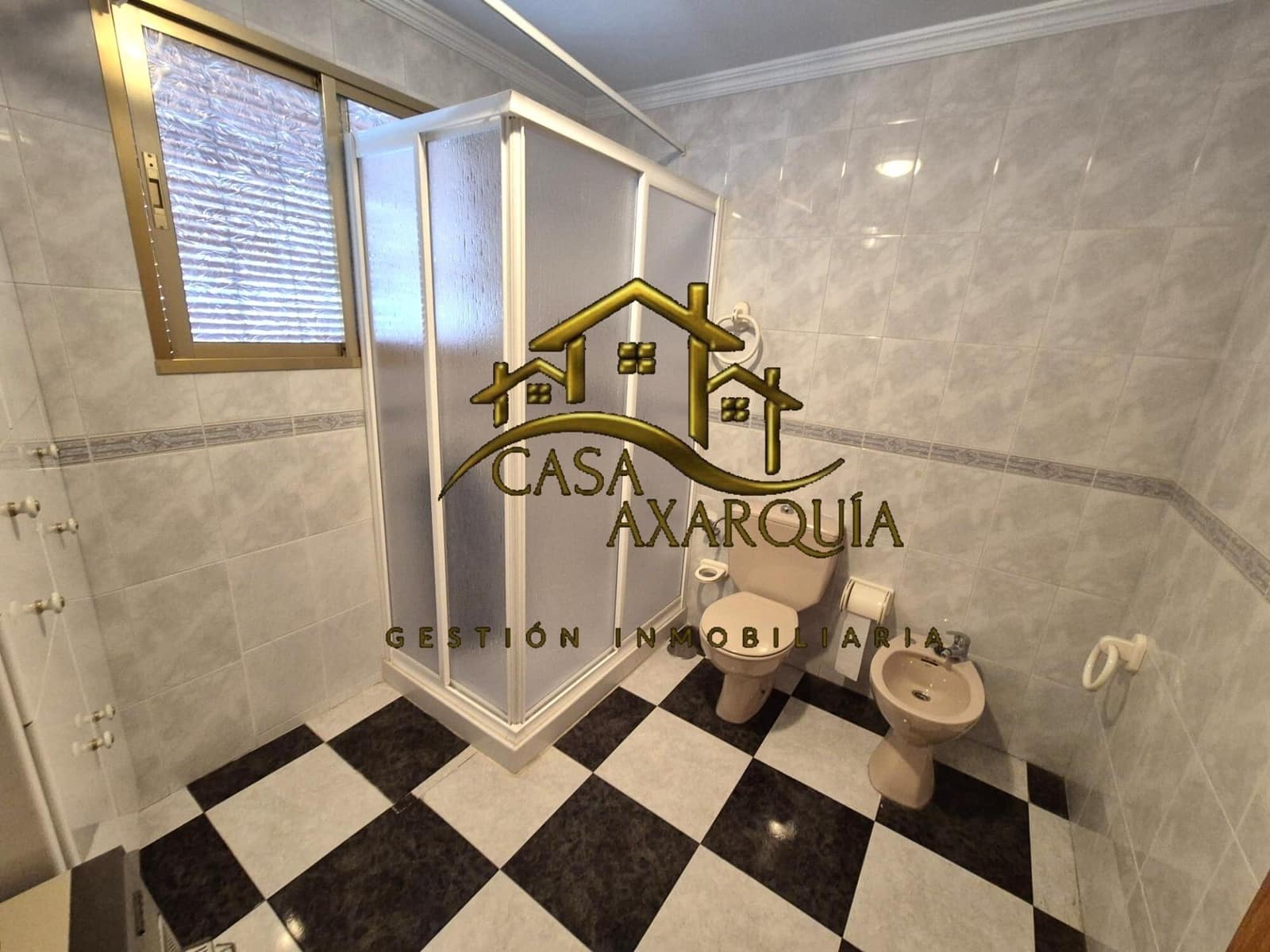 3 bedroom Townhouse for sale in Competa with garage - € 119,900 (Ref: 8999563)