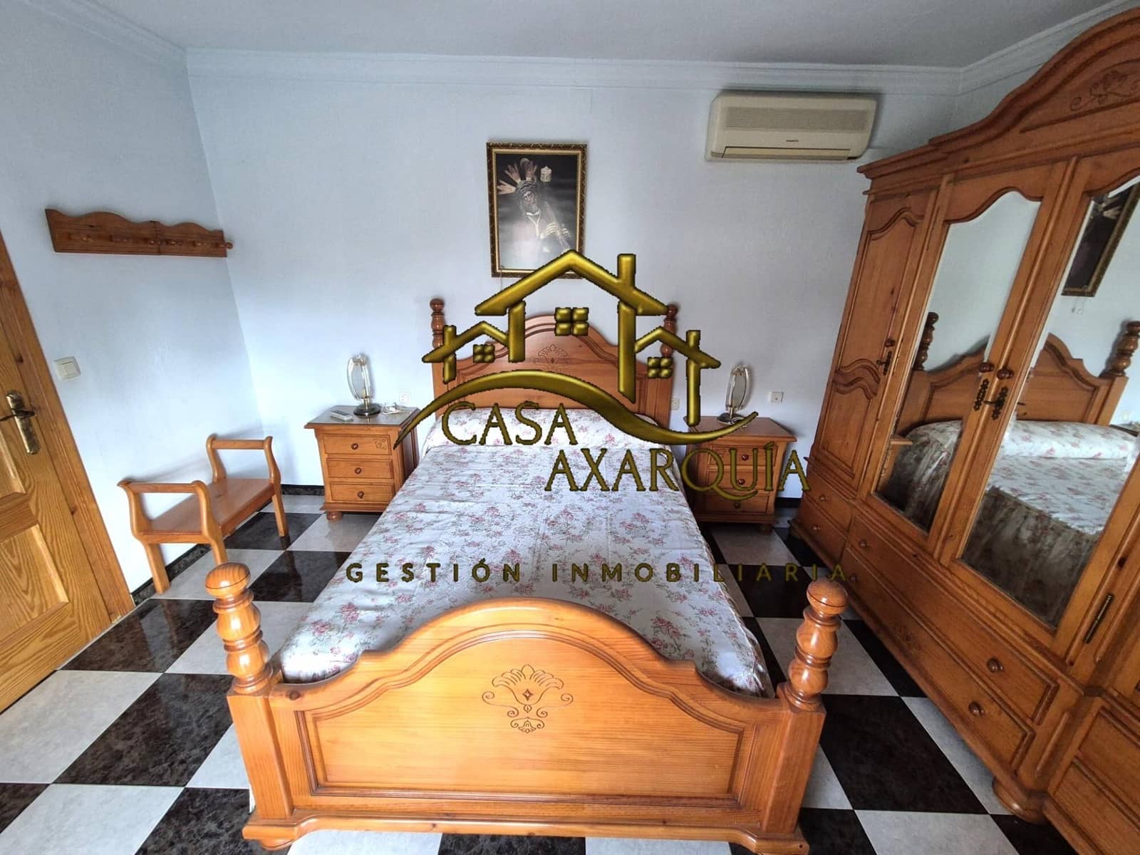 3 bedroom Townhouse for sale in Competa with garage - € 119,900 (Ref: 8999563)
