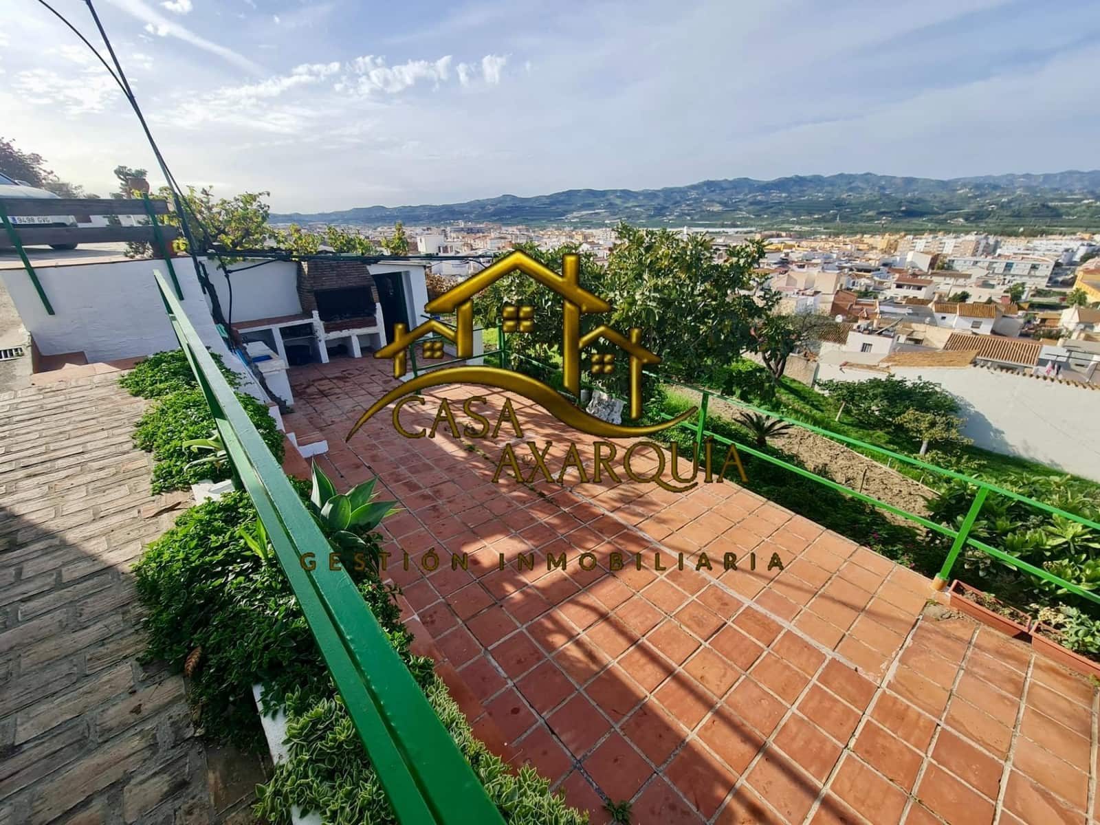 4 soveværelse Finca/Landehus til salg i Velez-Malaga med garage - € 395.000 (Ref: 8999564)