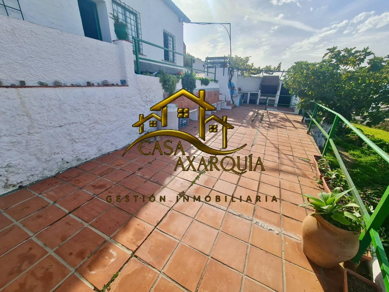 4 soveværelse Finca/Landehus til salg i Velez-Malaga med garage - € 395.000 (Ref: 8999564)