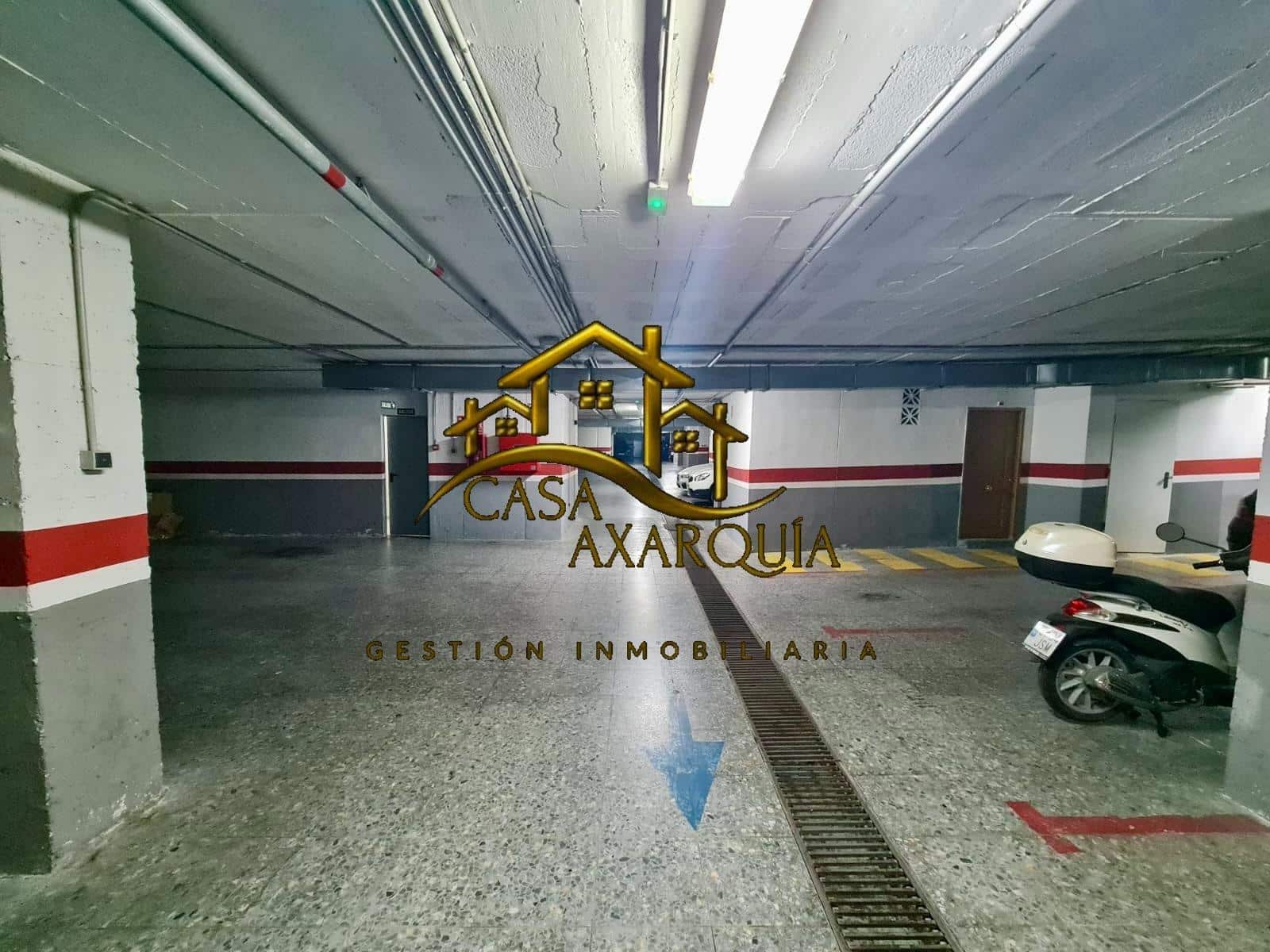 Garaż na sprzedaż w Velez-Malaga - 14 900 € (Ref: 8999567)