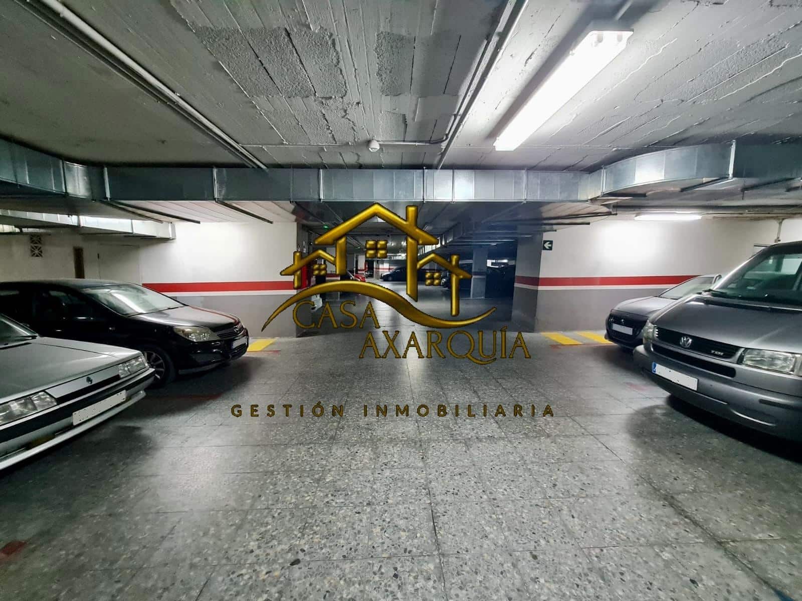 Garaż na sprzedaż w Velez-Malaga - 14 900 € (Ref: 8999567)