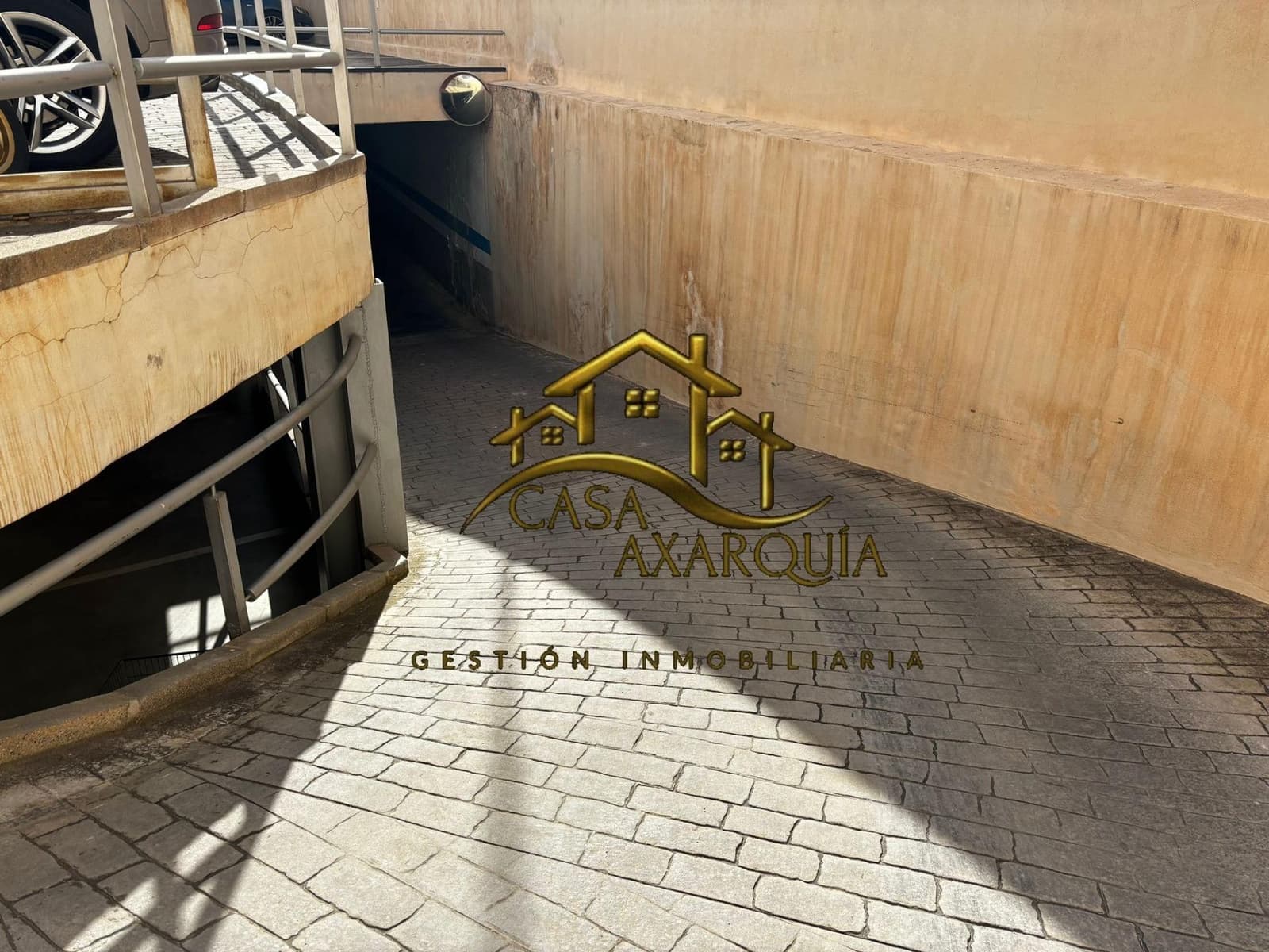 Garage à vendre à Velez-Malaga - 17 000 € (Ref: 8999569)