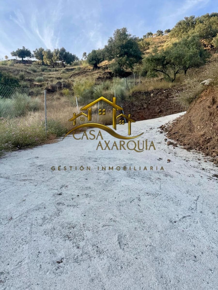 Grunde uden byggetilladelser til salg i Canillas de Aceituno - € 68.000 (Ref: 9057765)