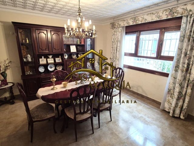 6 soverom Hus til salgs i Vélez-Málaga - € 349 900 (Ref: 9062576)