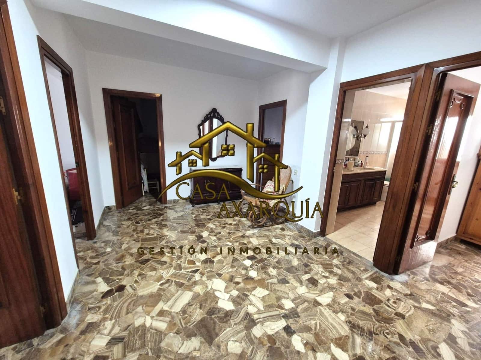 6 soverom Hus til salgs i Velez-Malaga - € 349 900 (Ref: 9062576)