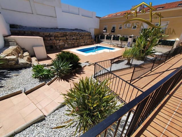 2 sovrum Lägenhet till salu i Vélez-Málaga med pool - 175 000 € (Ref: 9200665)