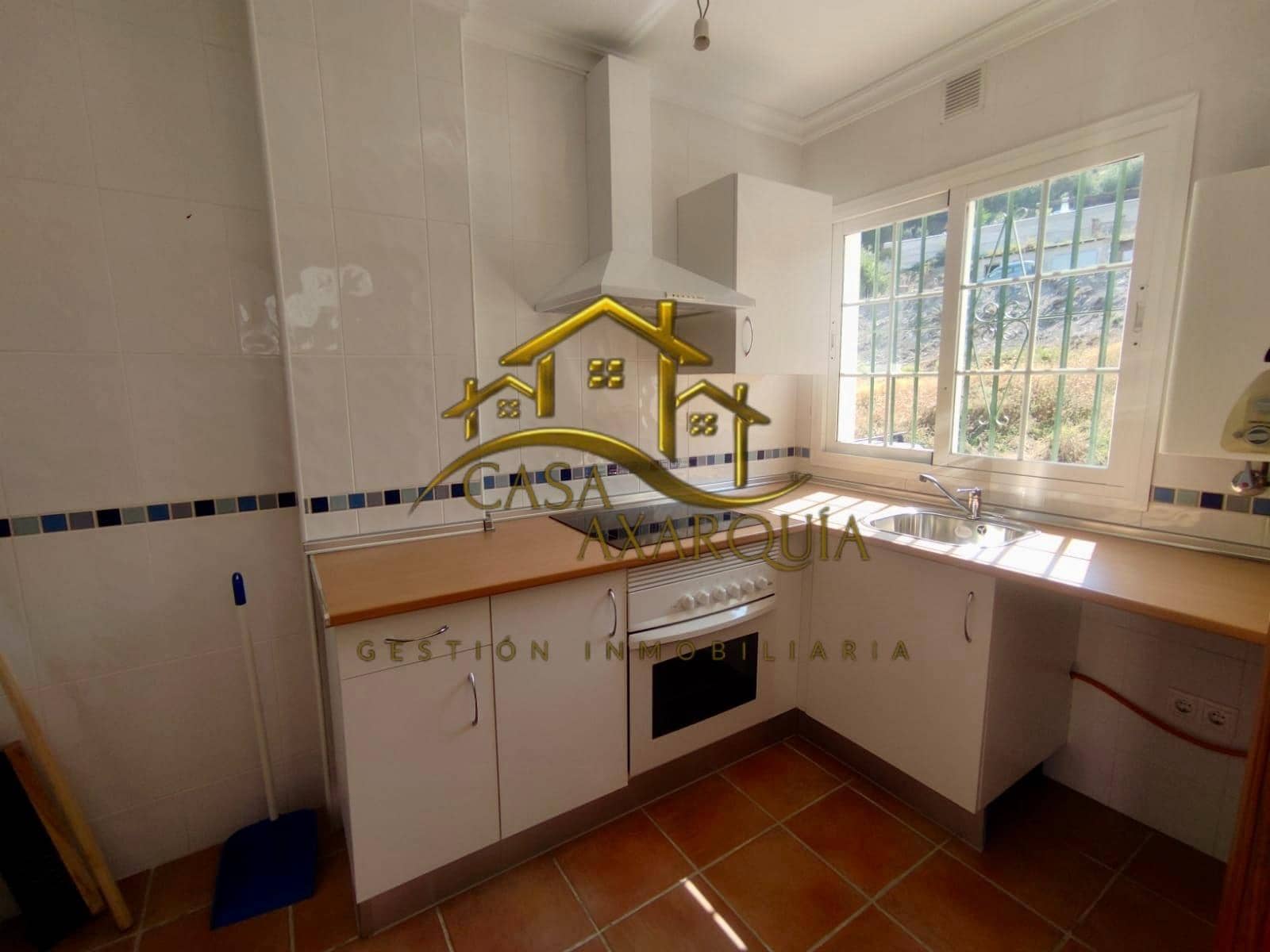 3 quarto Moradia em Banda para venda em Alcaucin com piscina garagem - 157 000 € (Ref: 9202585)