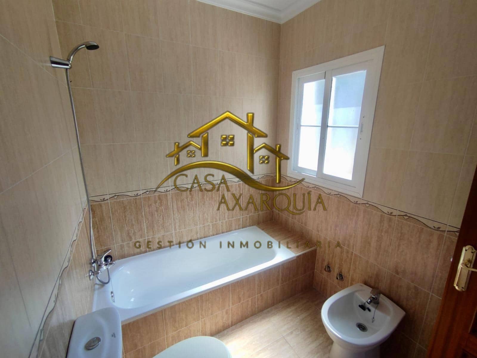 3 quarto Moradia em Banda para venda em Alcaucin com piscina garagem - 157 000 € (Ref: 9202585)