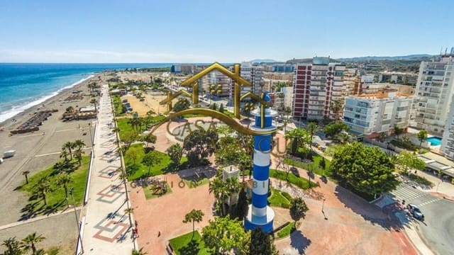 3 soveværelse Bungalow til salg i Torre del Mar, Vélez-Málaga - € 499.999 (Ref: 9243225)