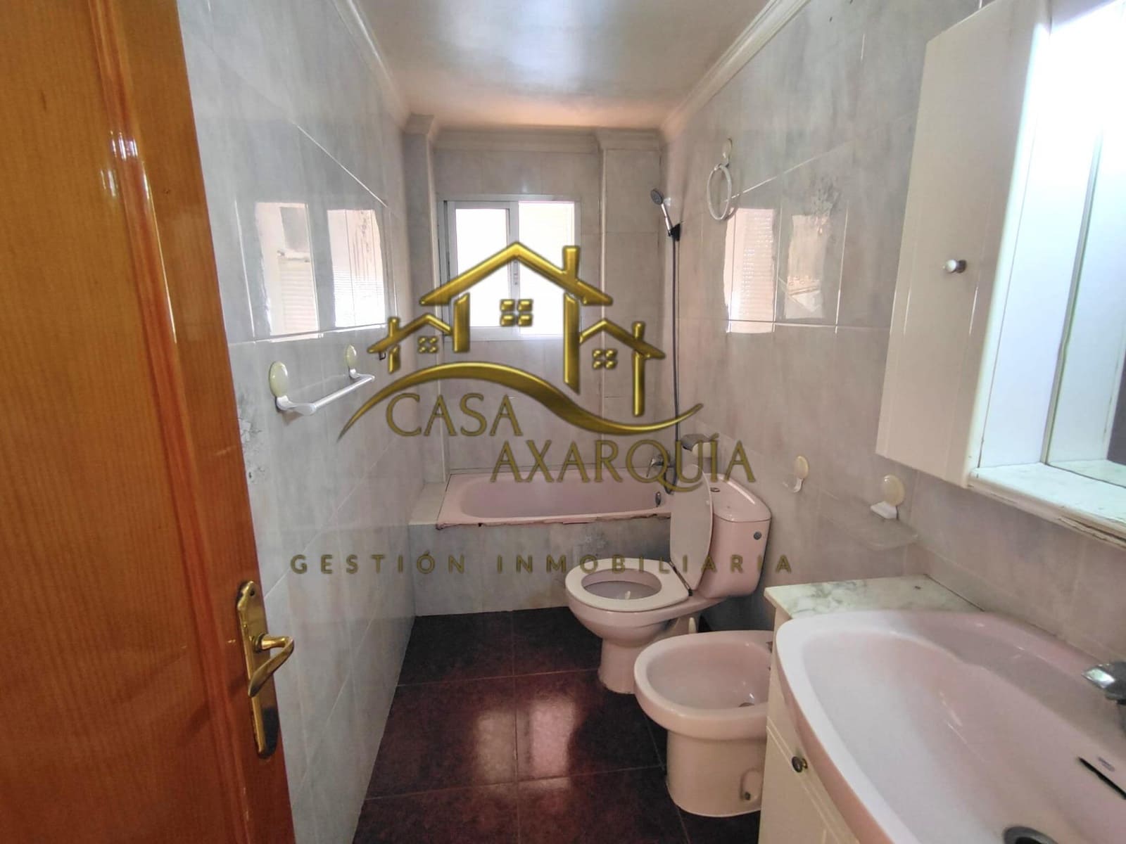 3 bedroom Flat for sale in Velez-Malaga - € 165,000 (Ref: 9335195)