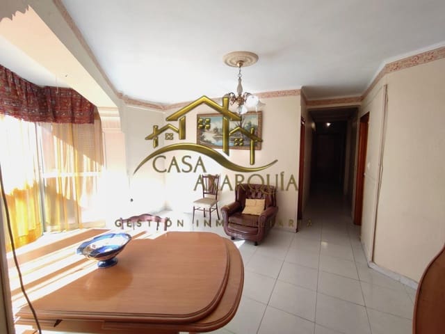 Piso de 3 habitaciones en Vélez-Málaga en venta - 165.000 € (Ref: 9335195)