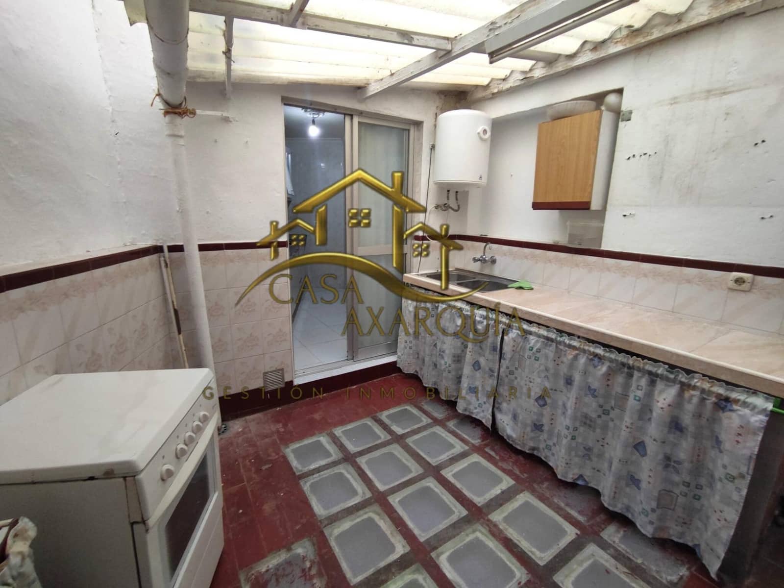 3 bedroom Flat for sale in Velez-Malaga - € 165,000 (Ref: 9335195)
