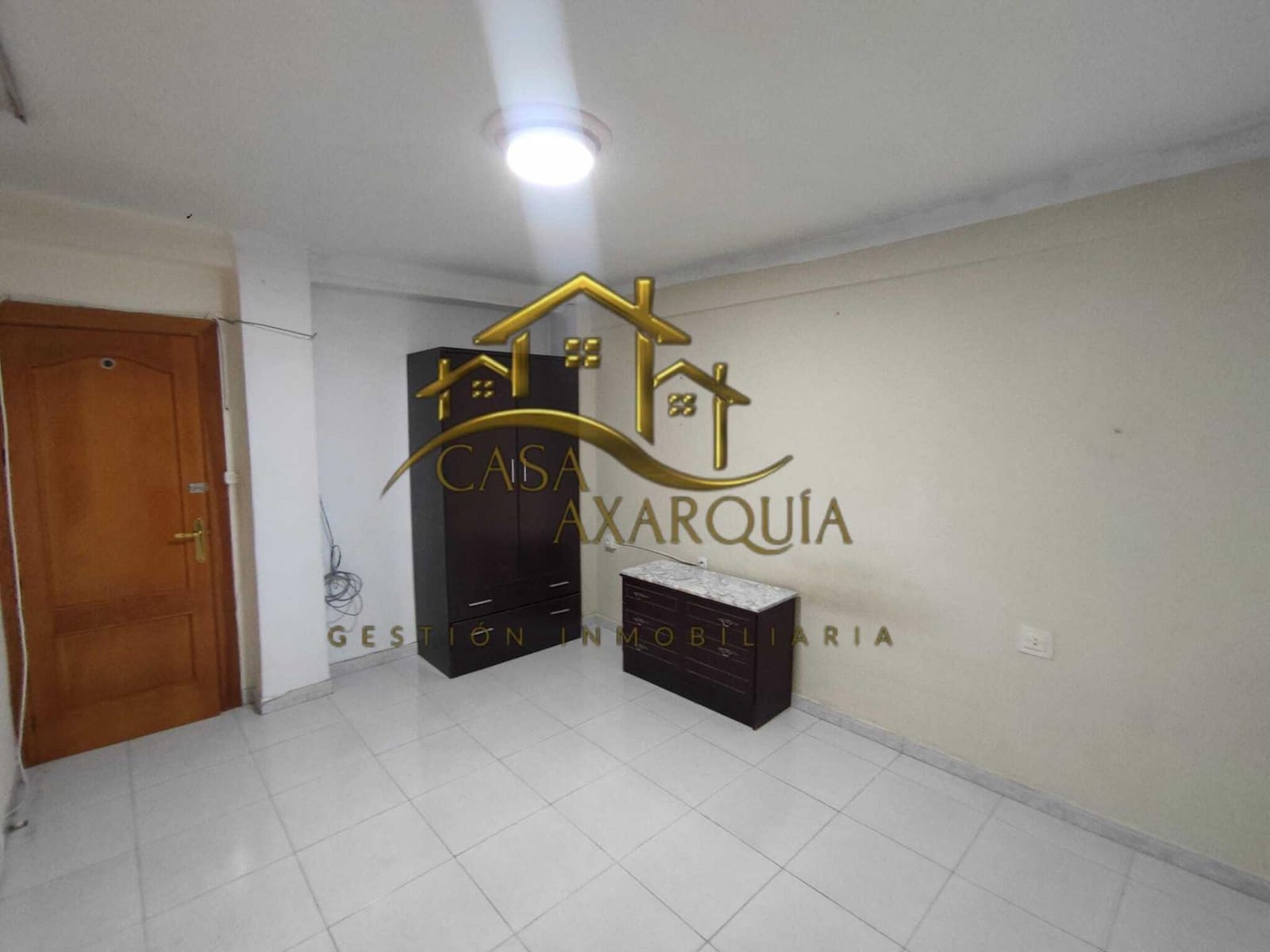 3 bedroom Flat for sale in Velez-Malaga - € 165,000 (Ref: 9335195)